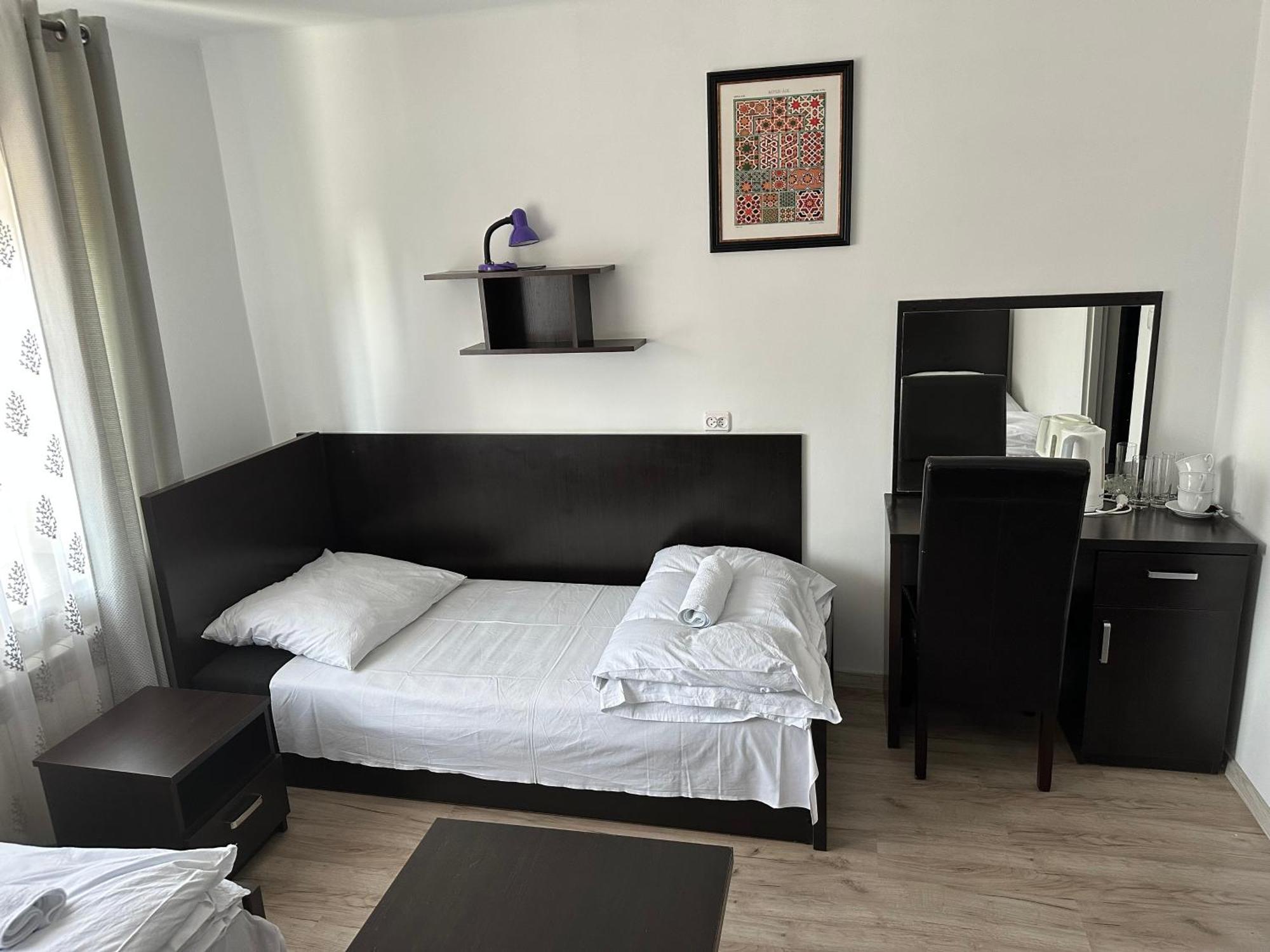 Dukat Hotel Horyniec Buitenkant foto